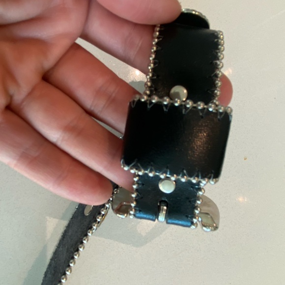 FREE W/purchaseVINTAGE 80’s New condit real leather belt 32 inches length size S - Picture 8 of 10